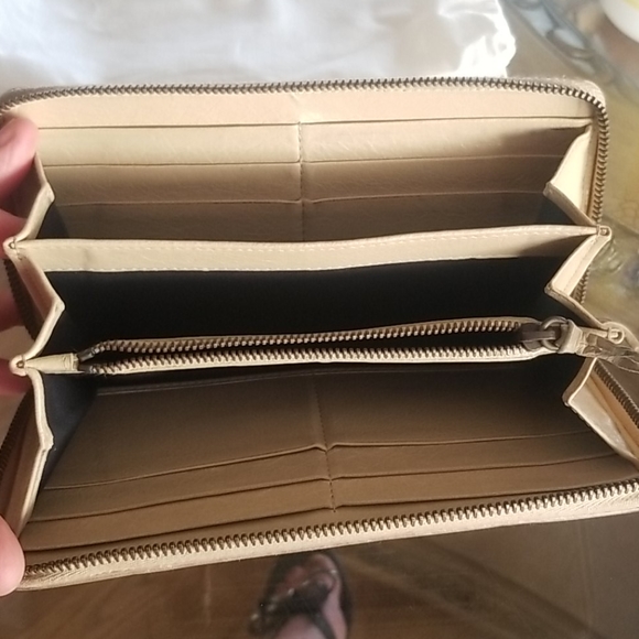 Balenciaga cream city wallet - Picture 3 of 10